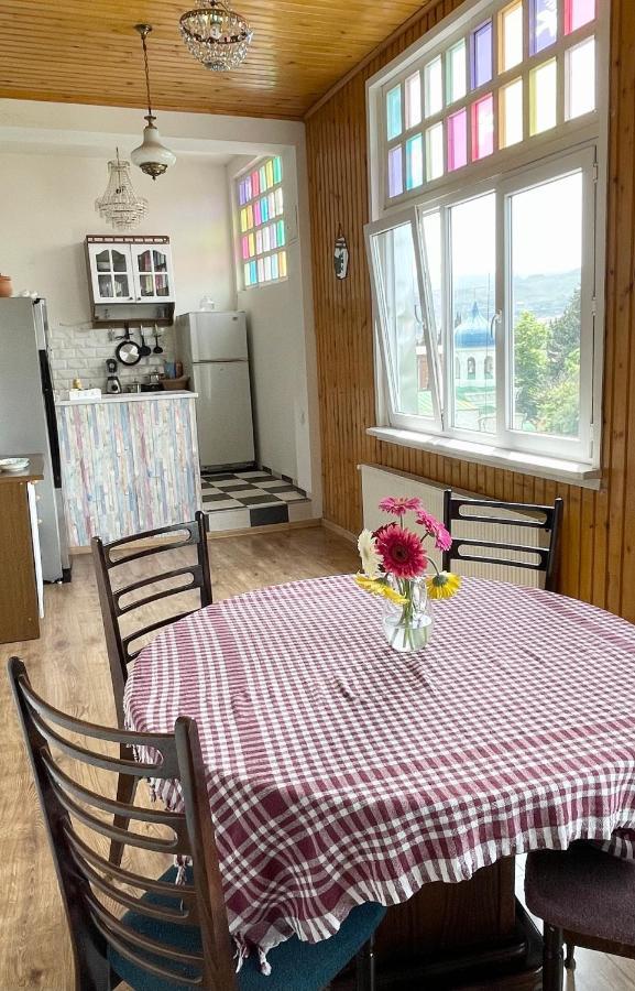 Guest House Third Floor Тбилиси Екстериор снимка
