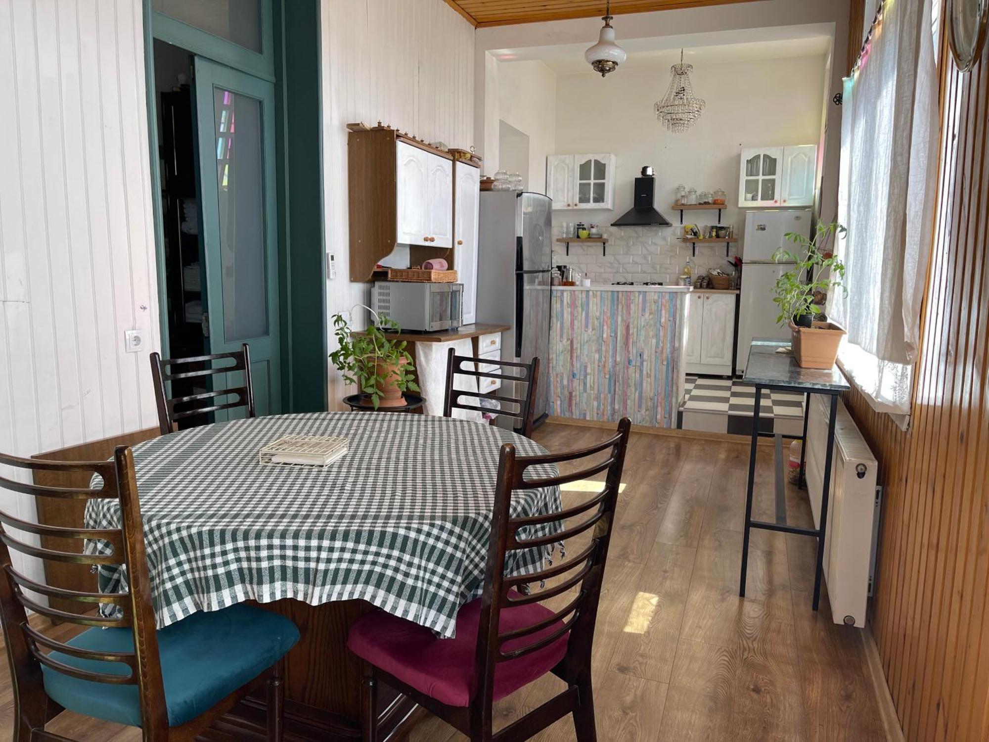 Guest House Third Floor Тбилиси Екстериор снимка