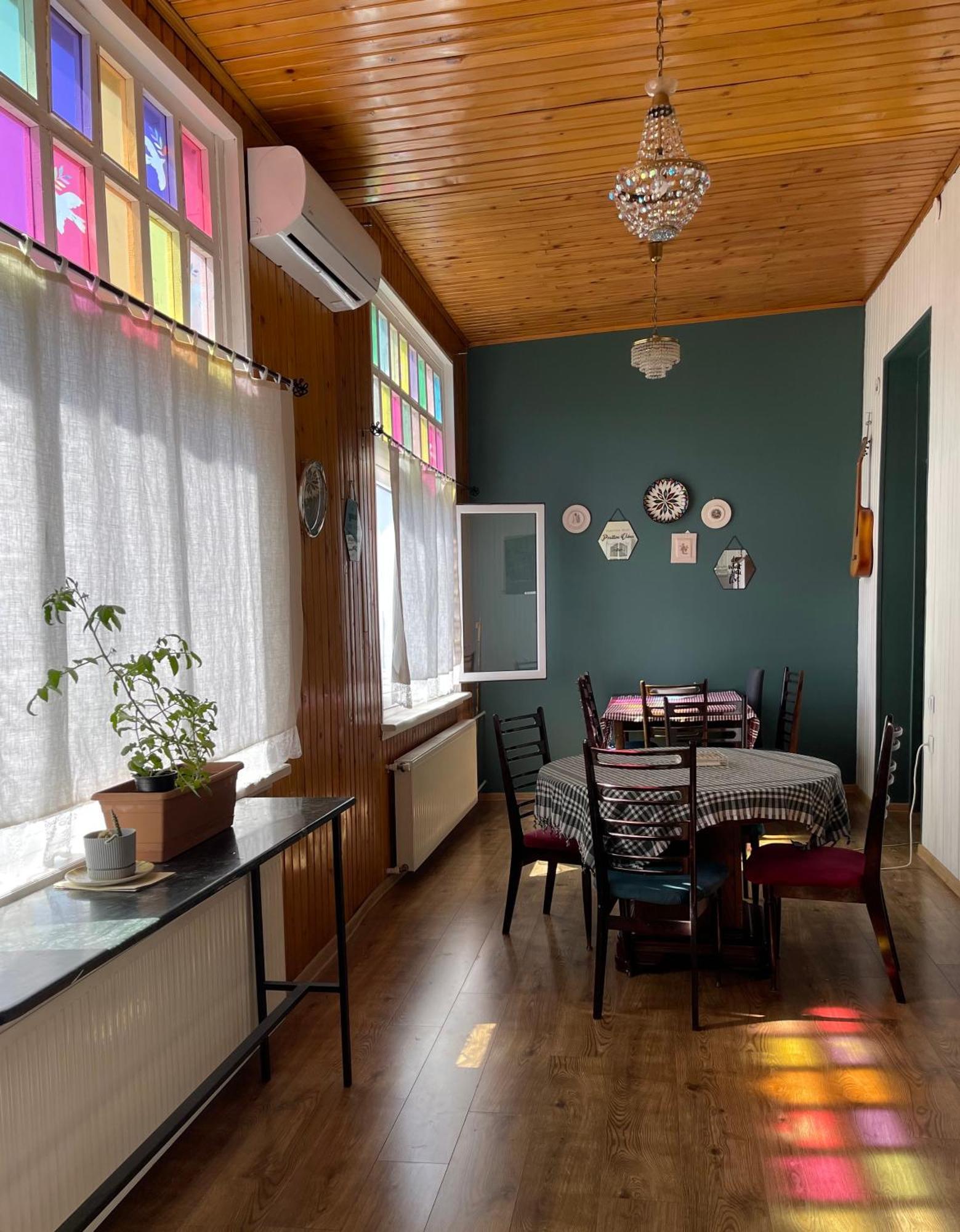 Guest House Third Floor Тбилиси Екстериор снимка