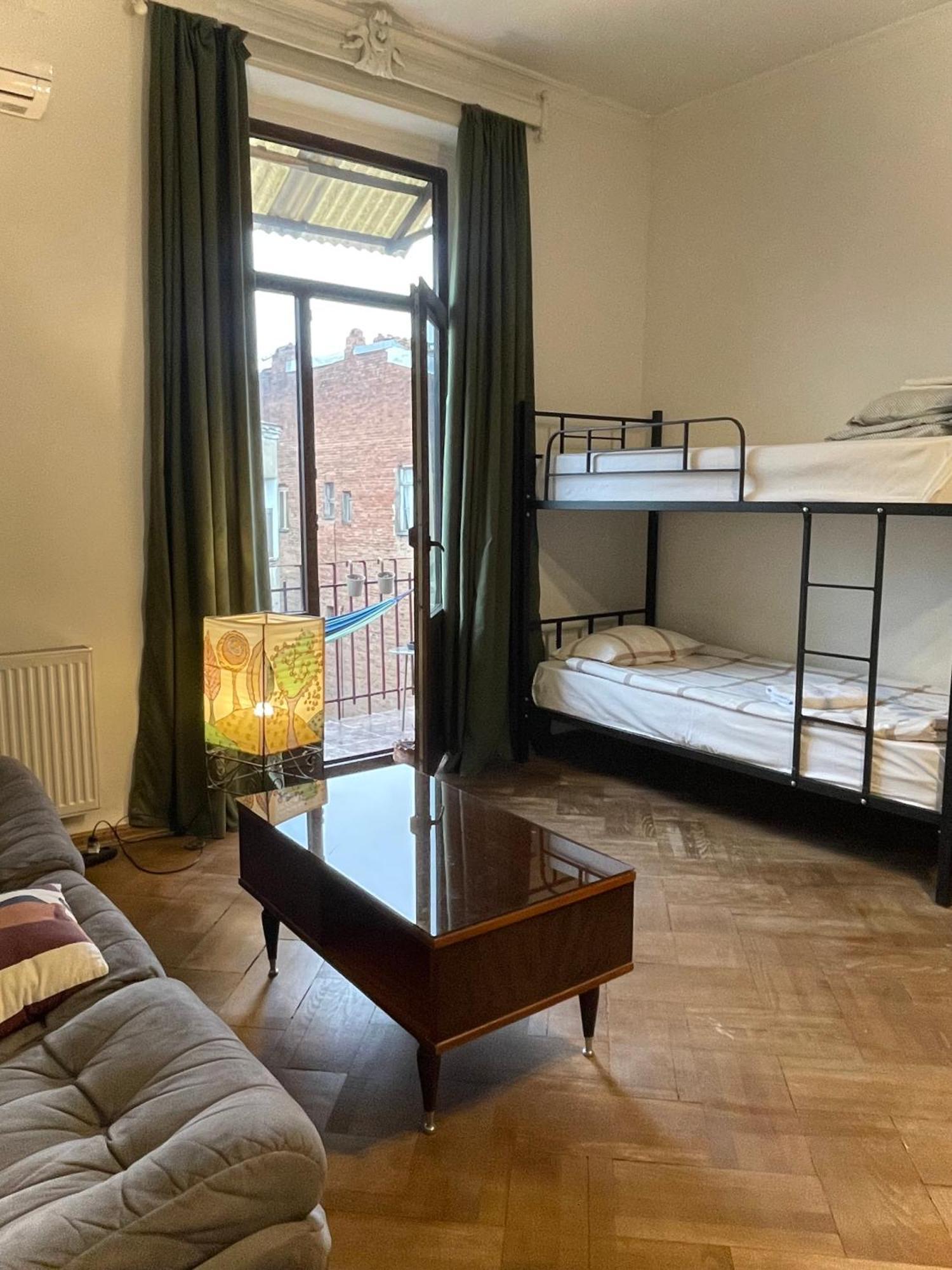 Guest House Third Floor Тбилиси Екстериор снимка