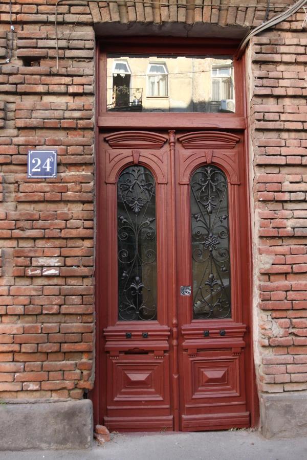 Guest House Third Floor Тбилиси Екстериор снимка