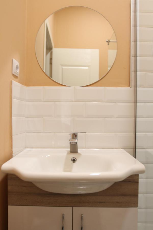 Guest House Third Floor Тбилиси Екстериор снимка