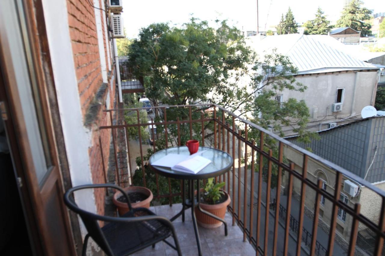 Guest House Third Floor Тбилиси Екстериор снимка